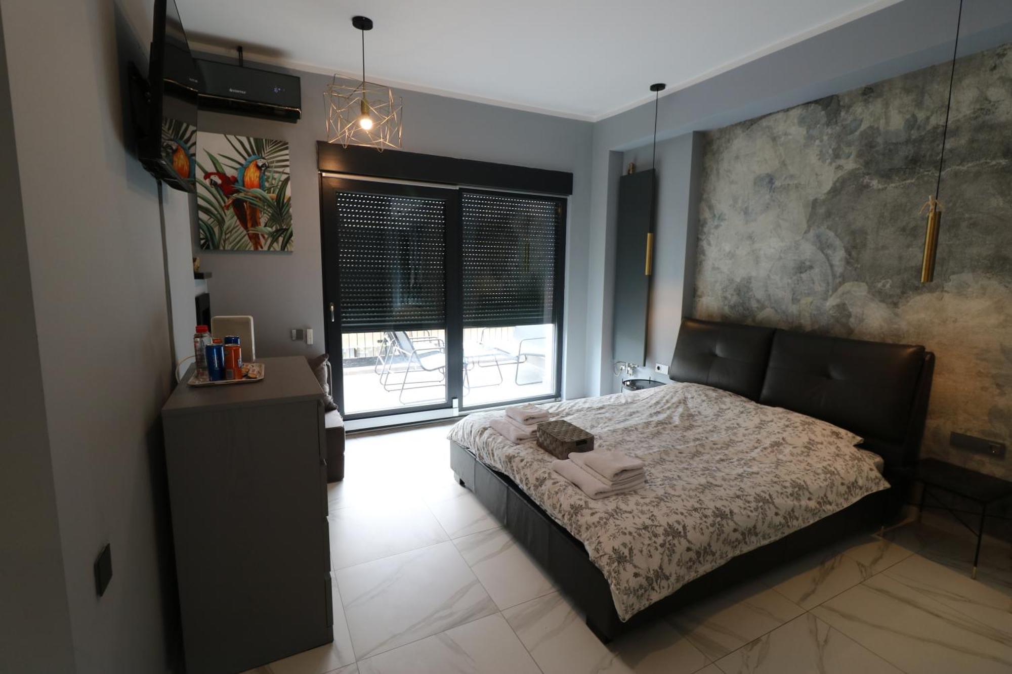 Deluxe Skyline Retreat Studio - Old Town Букурещ Екстериор снимка