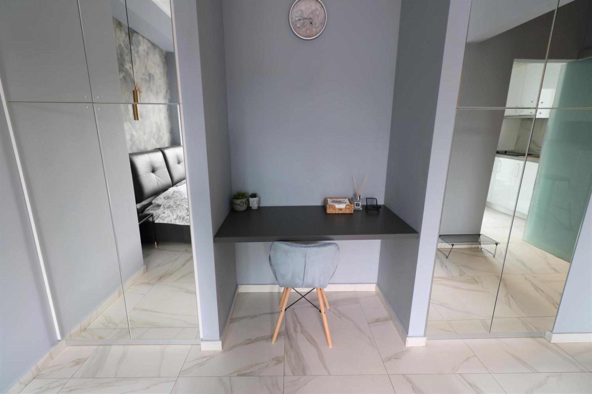 Deluxe Skyline Retreat Studio - Old Town Букурещ Екстериор снимка