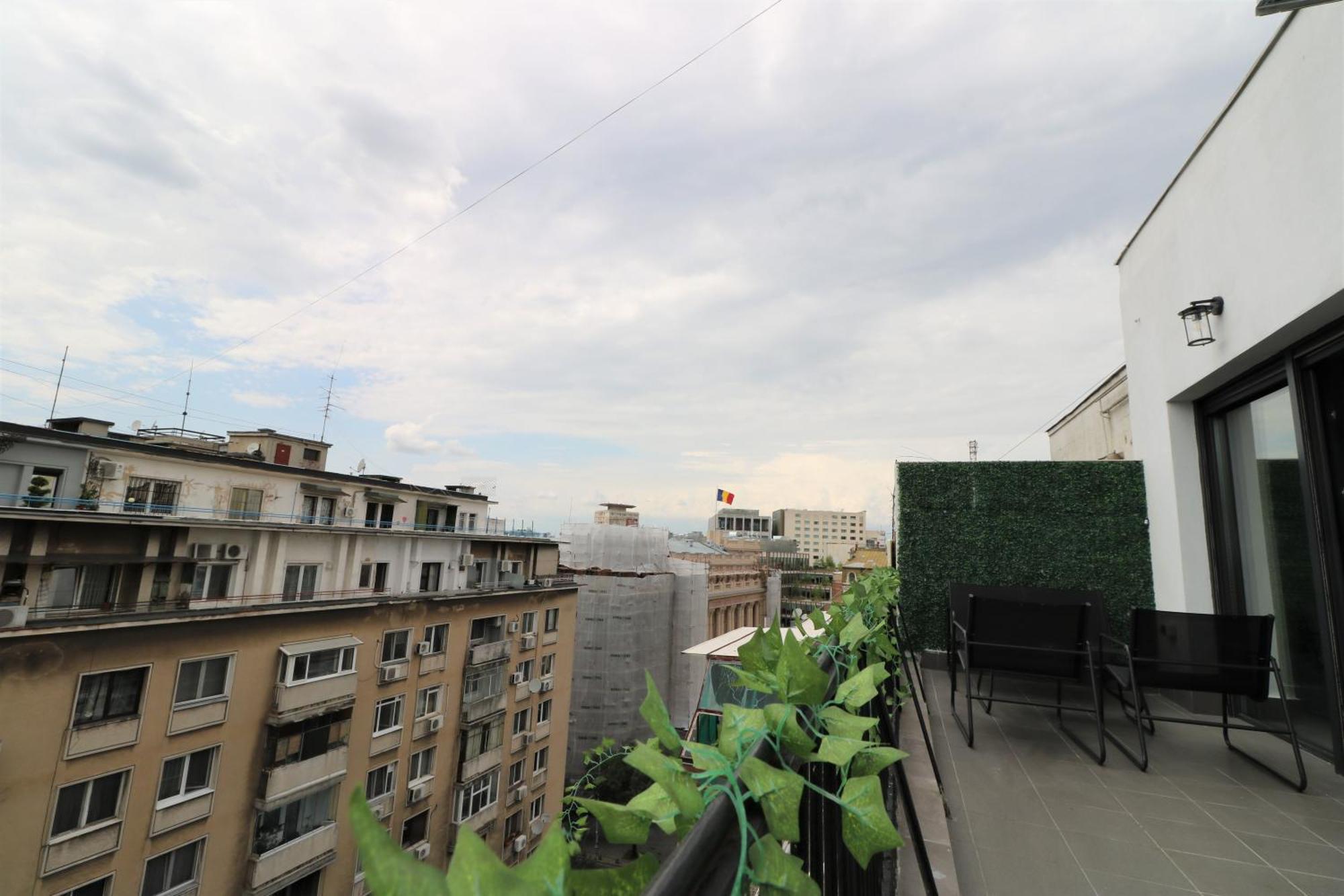 Deluxe Skyline Retreat Studio - Old Town Букурещ Екстериор снимка